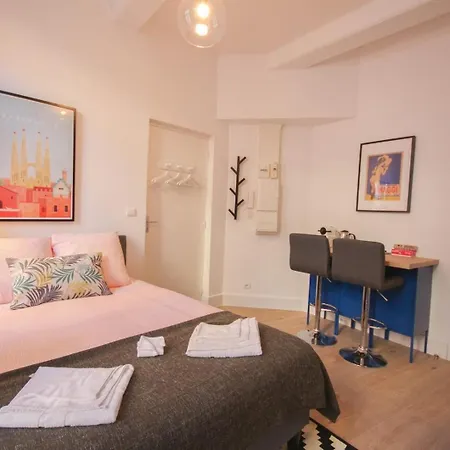 Centre - Nice, Cozy And Functional